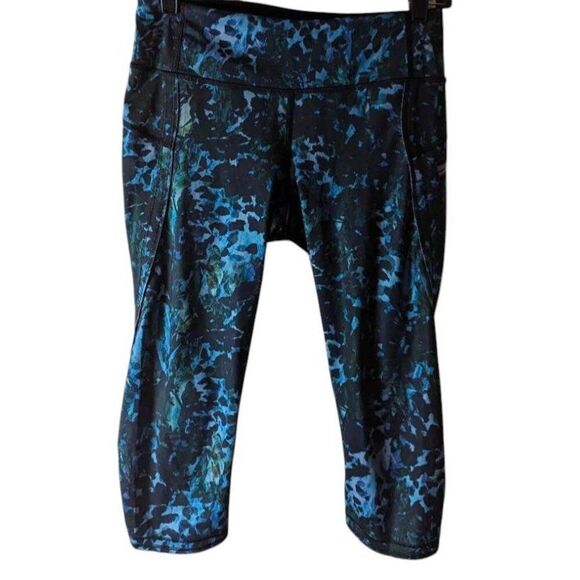 LULULEMON ATHLETICA Run Top Speed Crop 'Full- On Luxtreme' Size 6 - Picture 4 of 5